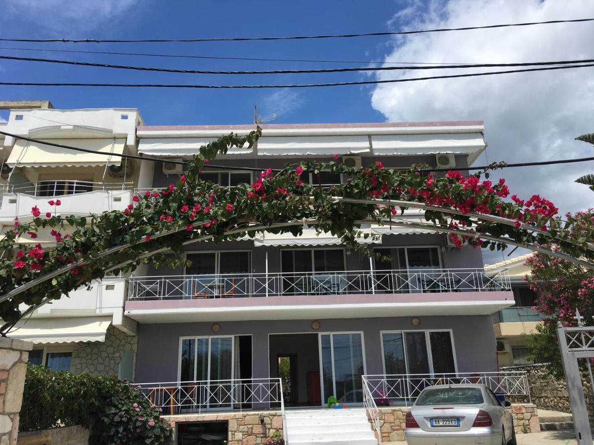 Irini Boutique Rooms!!! Himarë Dış mekan fotoğraf