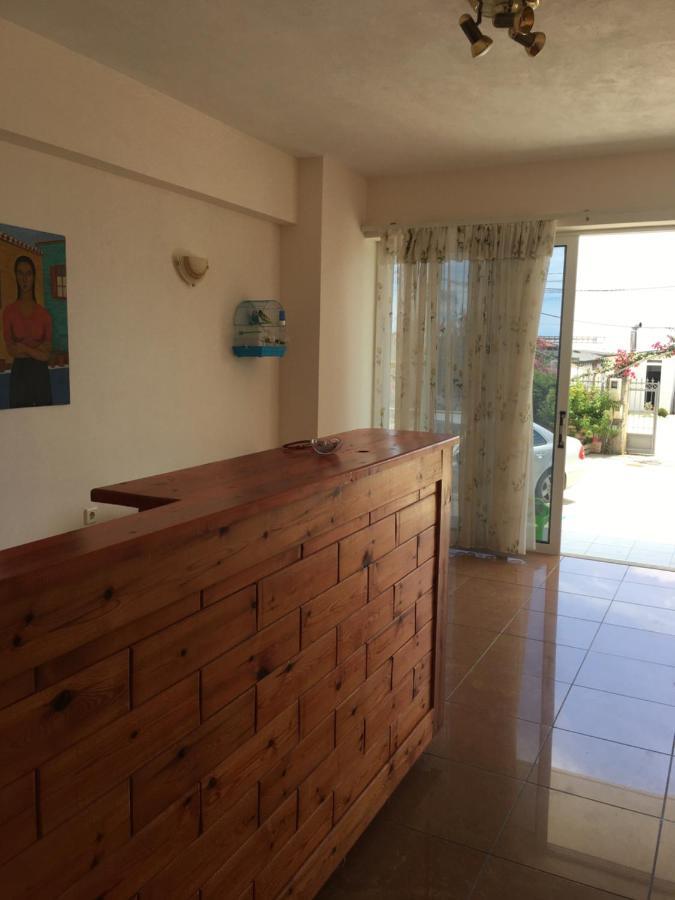 Irini Boutique Rooms!!! Himarë Dış mekan fotoğraf