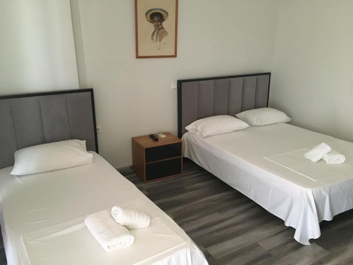 Irini Boutique Rooms!!! Himarë Dış mekan fotoğraf