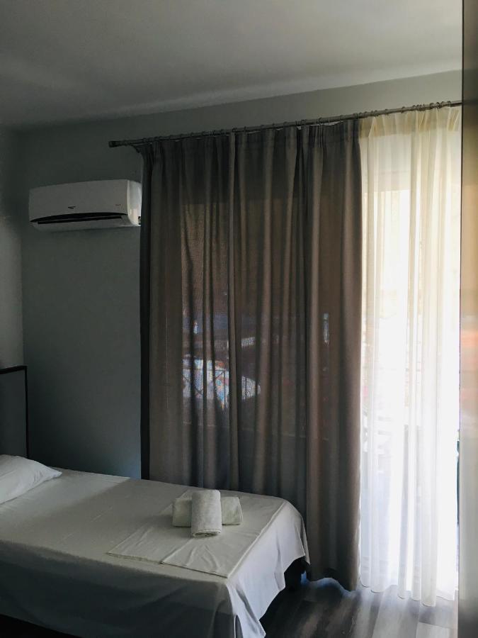 Irini Boutique Rooms!!! Himarë Dış mekan fotoğraf