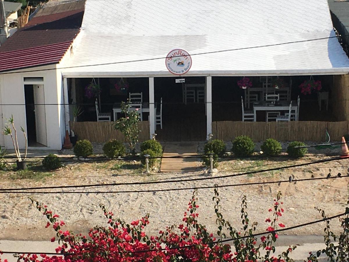 Irini Boutique Rooms!!! Himarë Dış mekan fotoğraf